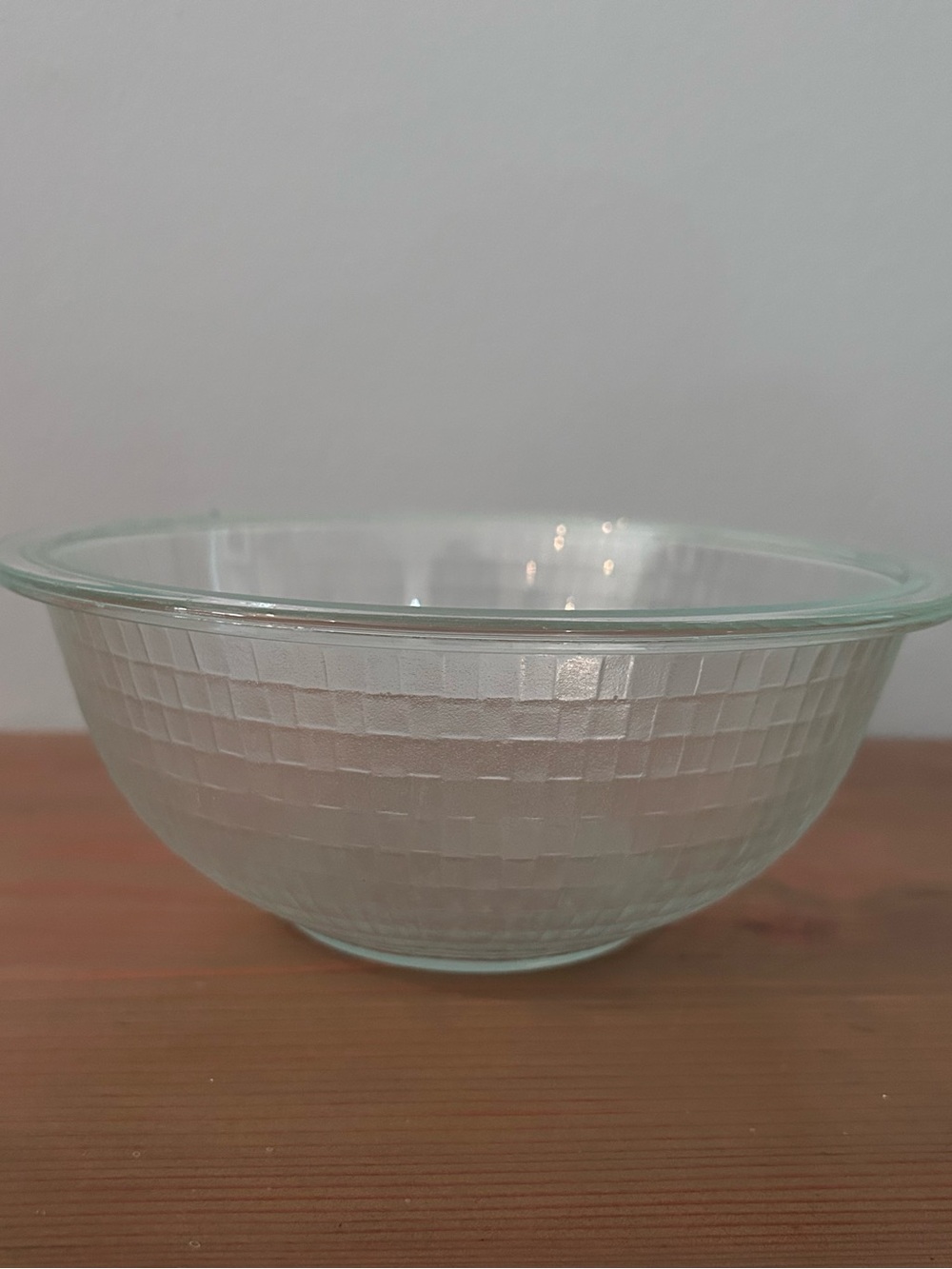 Pyrex ‘Basket Weave’ mixing bowl